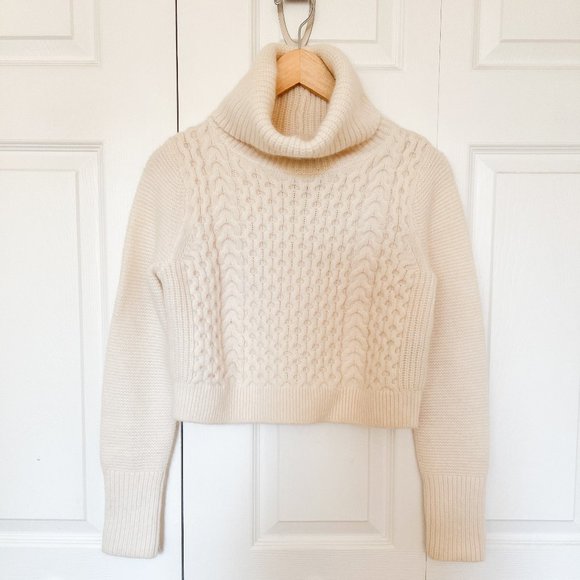✨ NWT ✨ Cream - Club Monaco - Leala Cropped Sweater - Picture 2 of 12